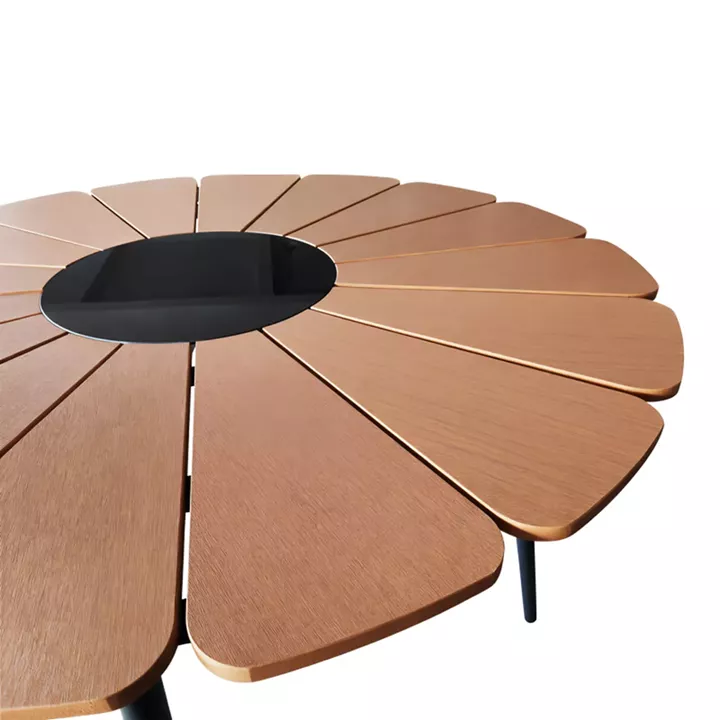 Pinap table pakoworld black aluminum and plywood in a natural shade D110x74cm