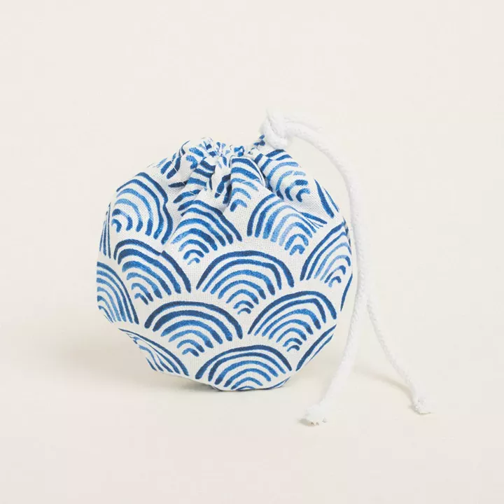 Beauty Home ΠΟΥΓΚΙ ΟΒΑΛ ΜΕ ΚΟΡΔΟΝΙ 13 x 14 cm ΜΠΛΕ ΚΥΜΑΤΑ
