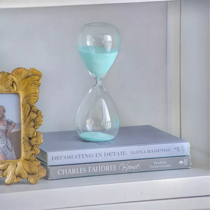 Artekko Hourglass Γυάλινη Διακοσμητική Κλεψύδρα με Γαλάζια Άμμο (9x9x25.5)cm