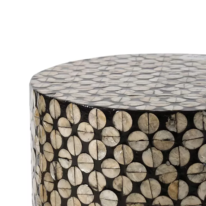 Artekko Ivory Ασπρόμαυρο Βοηθητικό Τραπέζι Σκαμπό από MDF με Κοχύλια Capiz (35x35x50)cm