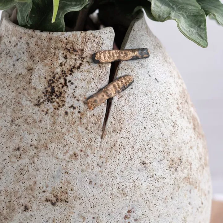 Artekko Antique Κεραμικό Βάζο σε Μπεζ Αποχρώση (24.2x24.2x31.5)cm