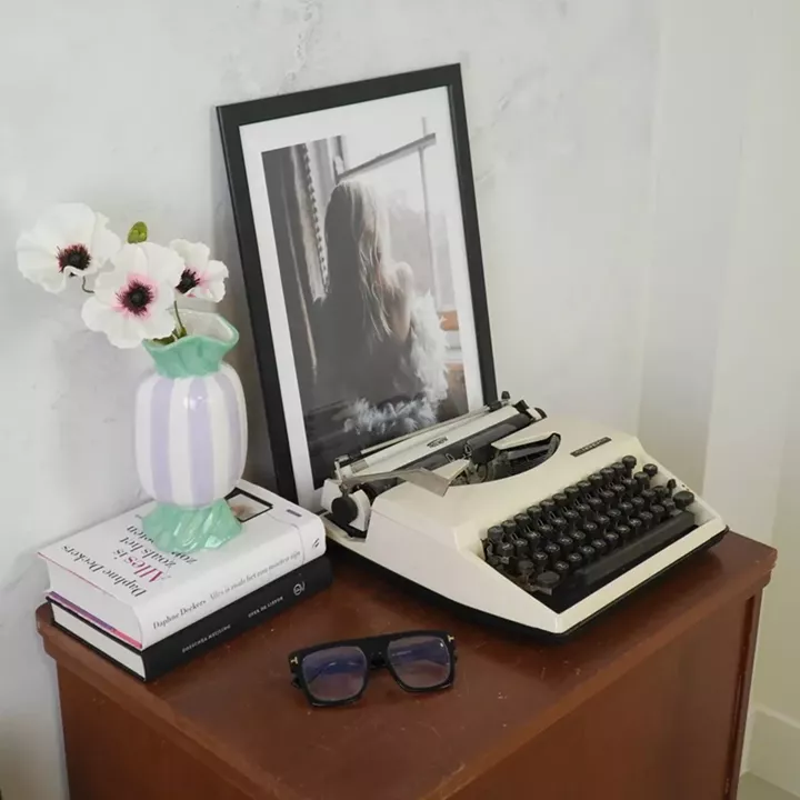 Beauty Home Βάζο “καραμέλα” – Μέντα/Λιλά 9,5×9,5x21cm