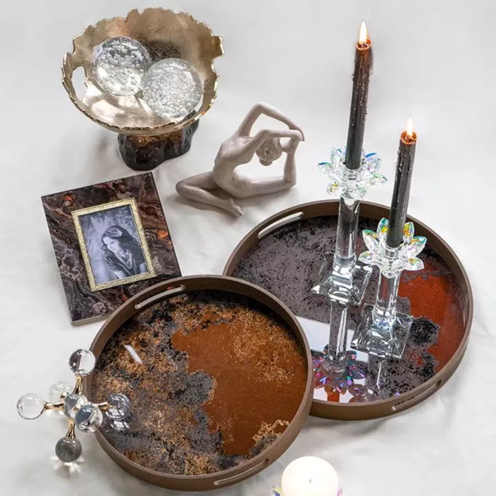 Artekko Zenn Καφέ Διακοσμητικοί Δίσκοι με Γυάλινη Επιφάνεια σε Εφέ Μαρμάρου (39.4x39.4x3.8)cm 2pcs