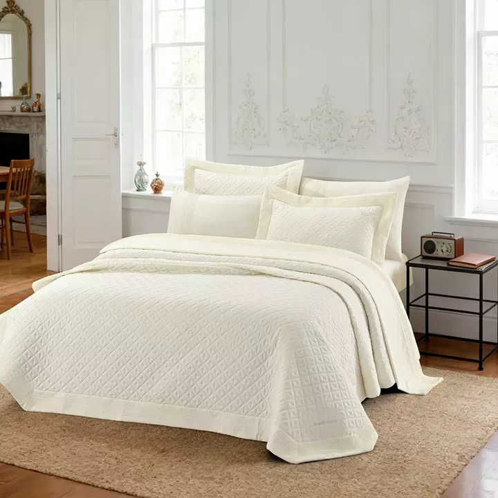 Beauty Home Νυφικό σετ 7 τμχ σε βαλίτσα Promise Art 12509 230x250 Εκρού