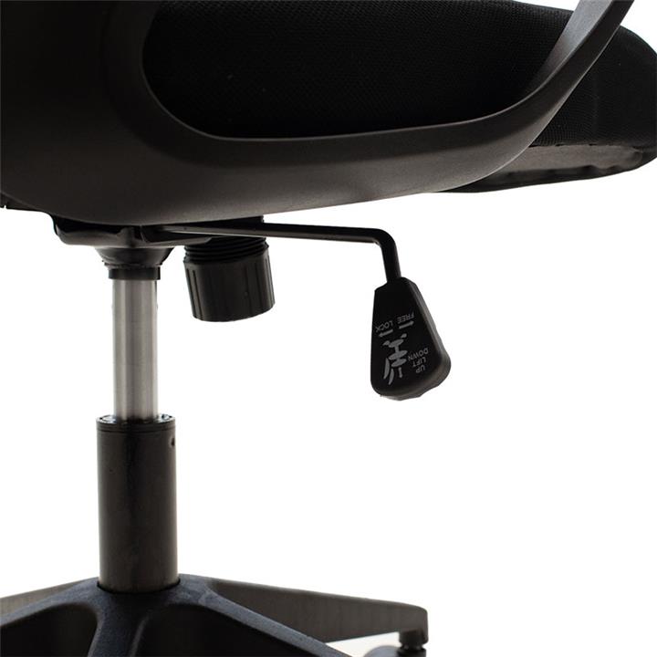 Manager office chair Dolphin pakoworld with fabric mesh in black colour