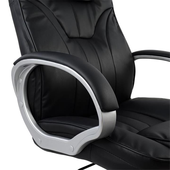 Manager's office chair HM1025.01 with chromed base 65x71x106,5 cm.