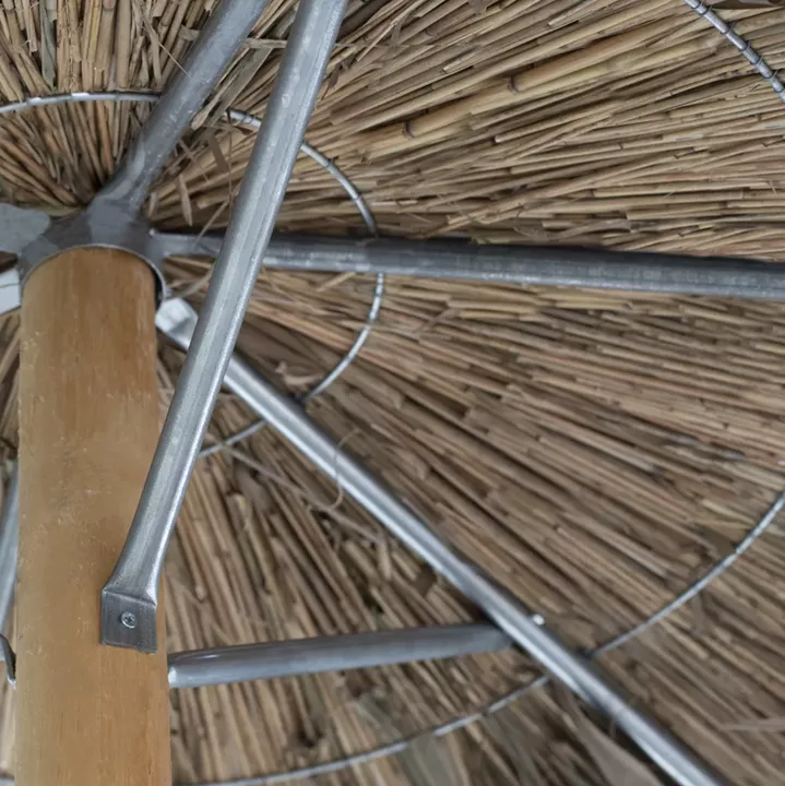 BEACH UMBRELLA TROPICAL WITH SUPPORT BEAMS Φ240x270Hcm.HM5897